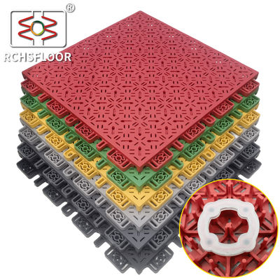 البلاط الرياضي 18mm PP وحدات 595g/Pc البولي بروبلين البلاط المتداخل